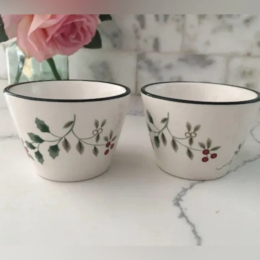 Pfaltzgraff Winterberry 3.5” Sauce Bowls Christmas White Holly Berry Lot of 2